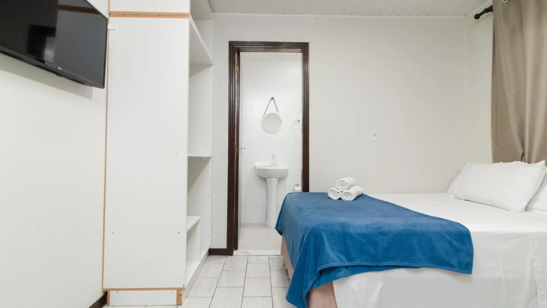 Guest house Suites 91 Penha  Brazil