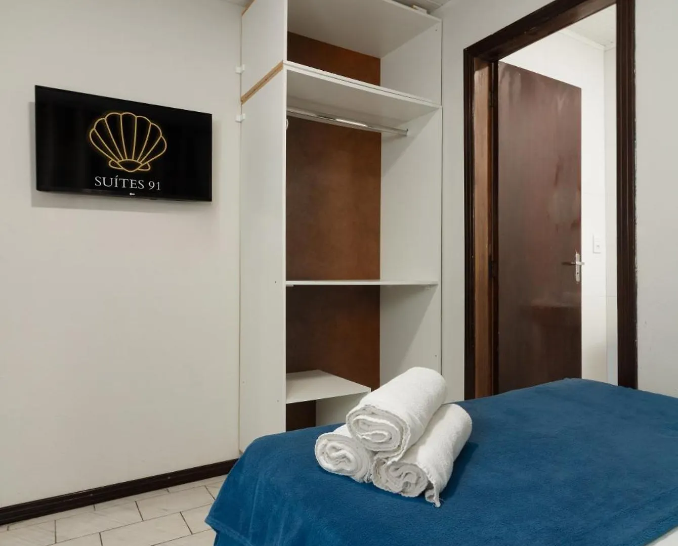 Guest house Suites 91 Penha  Brazil